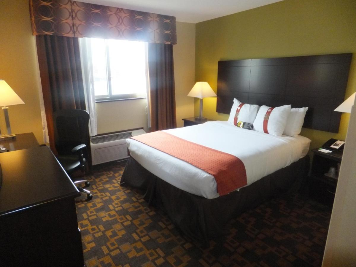 Holiday Inn Mount Prospect-Chicago Phòng bức ảnh